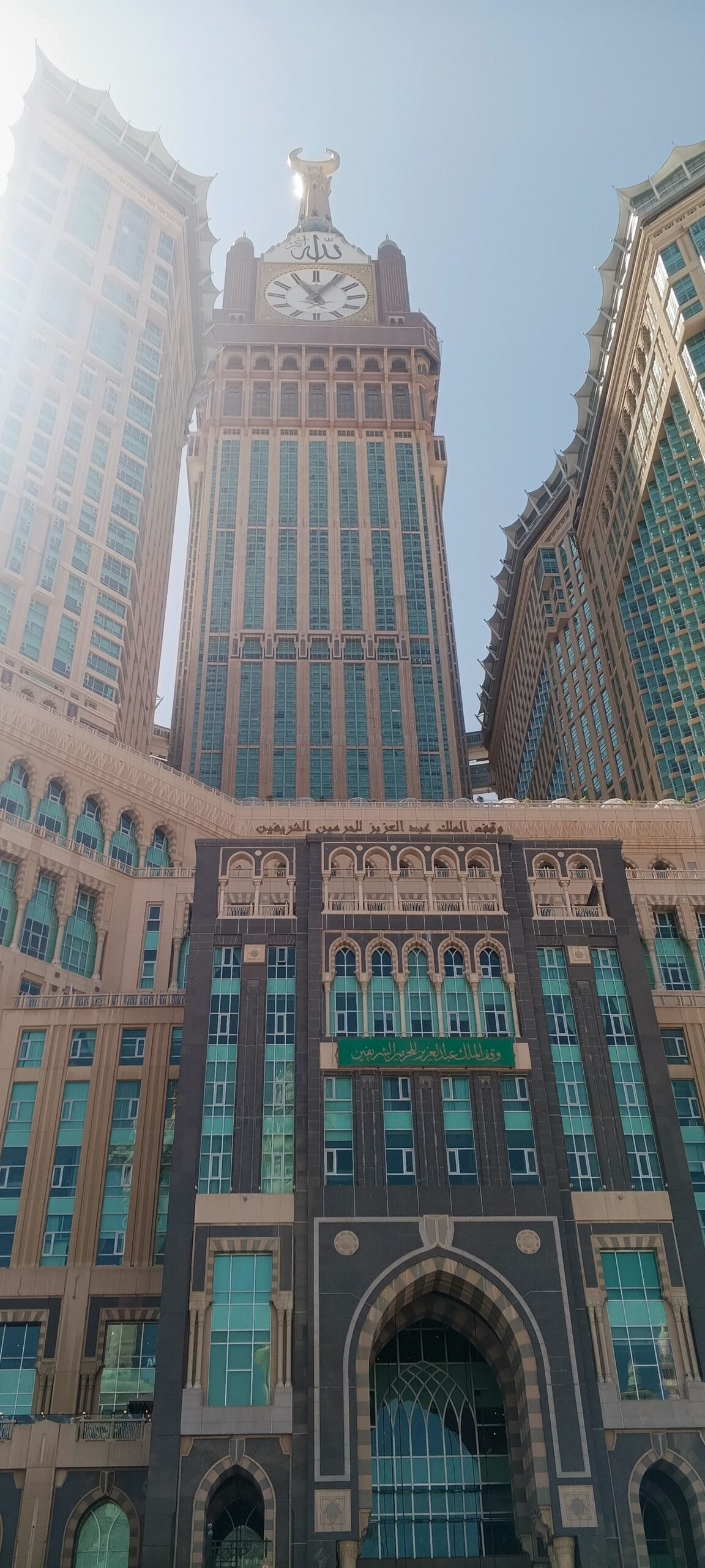 انا يمني ابحث عن عمل في جده مقيم العمر 23ا