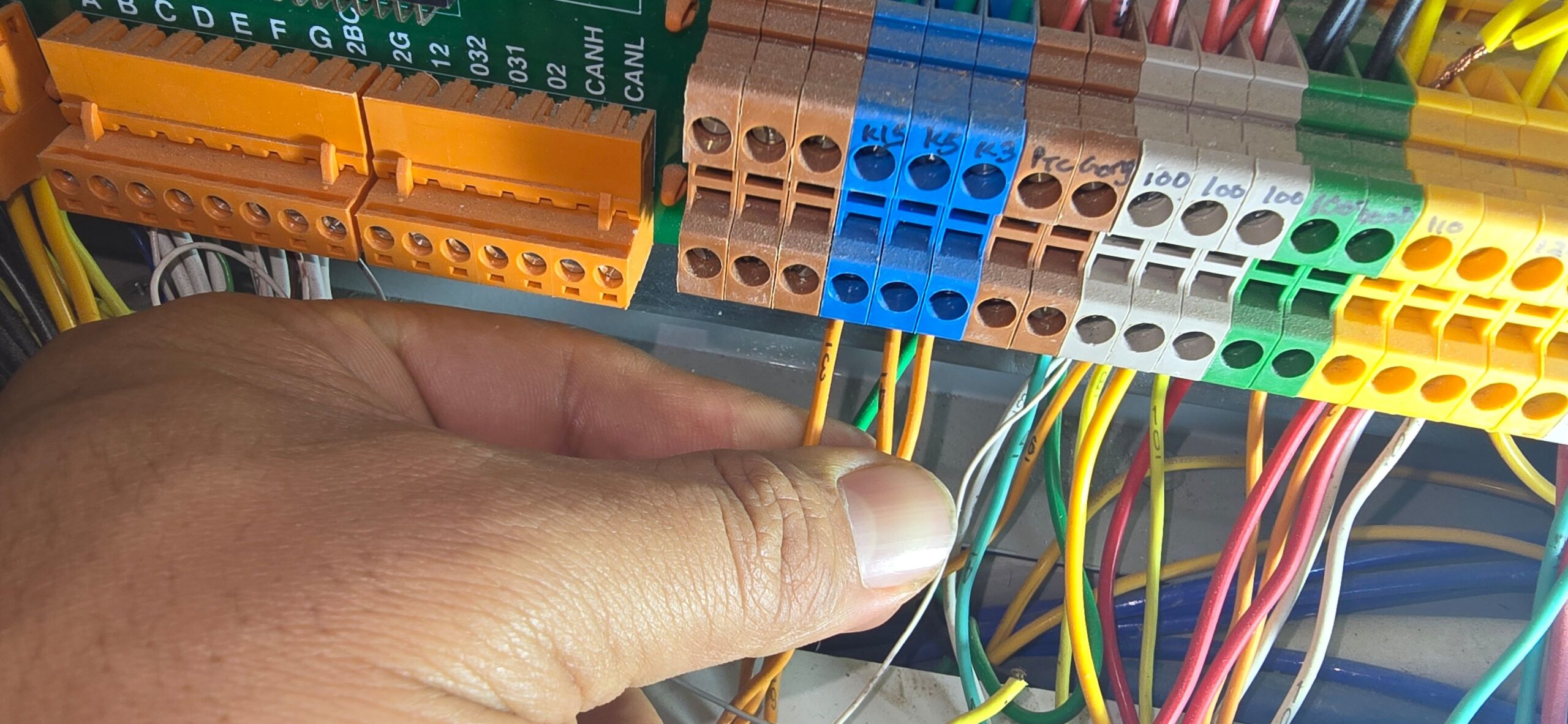 تحديث مصاعد ، صيانة مصاعد .قطع غيار