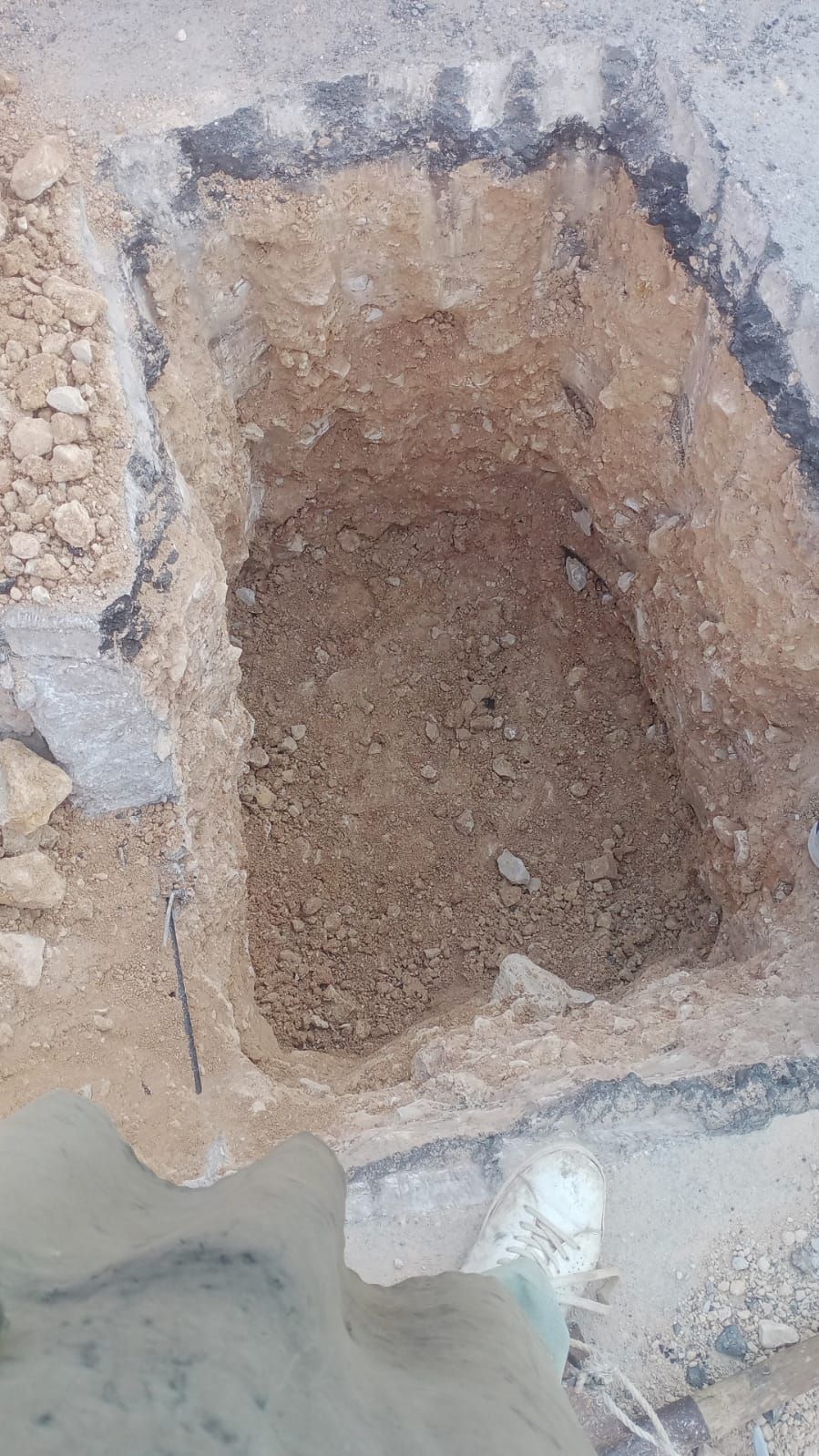 معلم الباكستاني شغل كمبريسر تكسيرجدران حفر قواعد خ