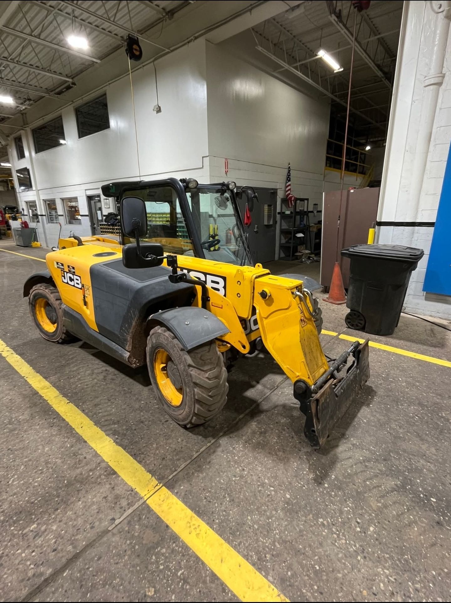 تأجير تليهندرات JCB (رافعات تلسكوبية) في السعودية