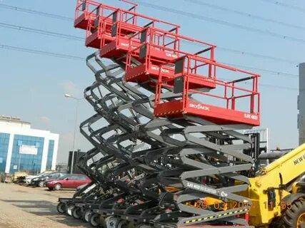 تأجير ( رافعات مقصية ) سيزر لفت للإيجار في الرياض