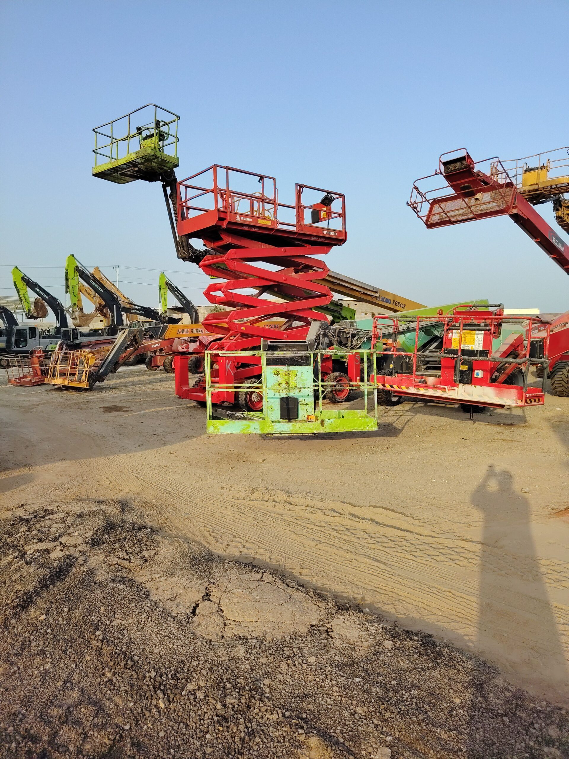 سيزر لفت للايجار، فوركلفت وكرينات وتاور لايت للايج