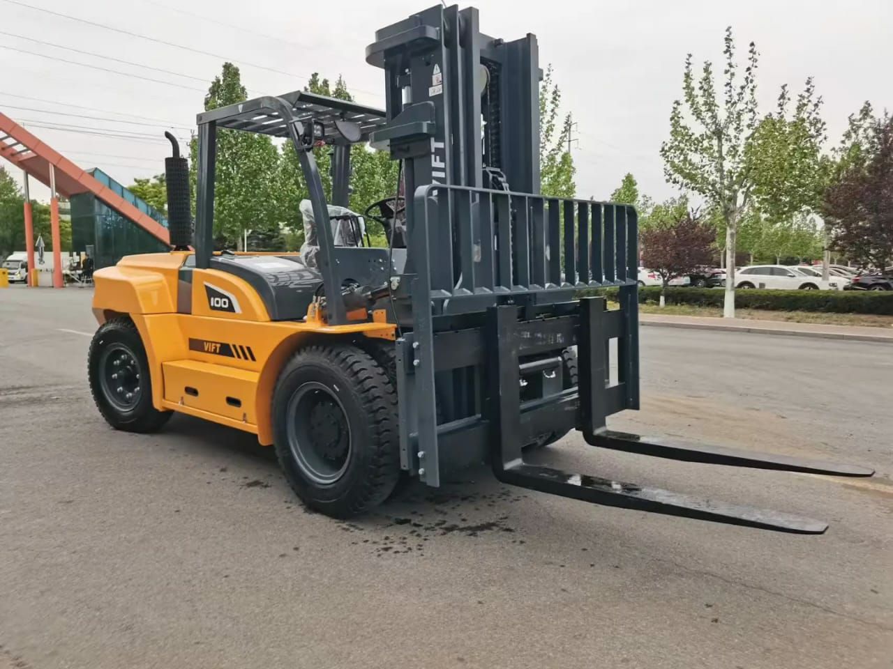 رافعات شوكية للإيجار في الدمام الرياض جدة