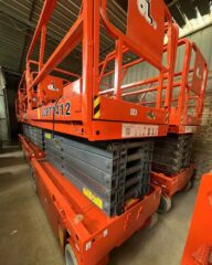 e2eed447-5eeb-4edc-bf62-16113988c75c-1