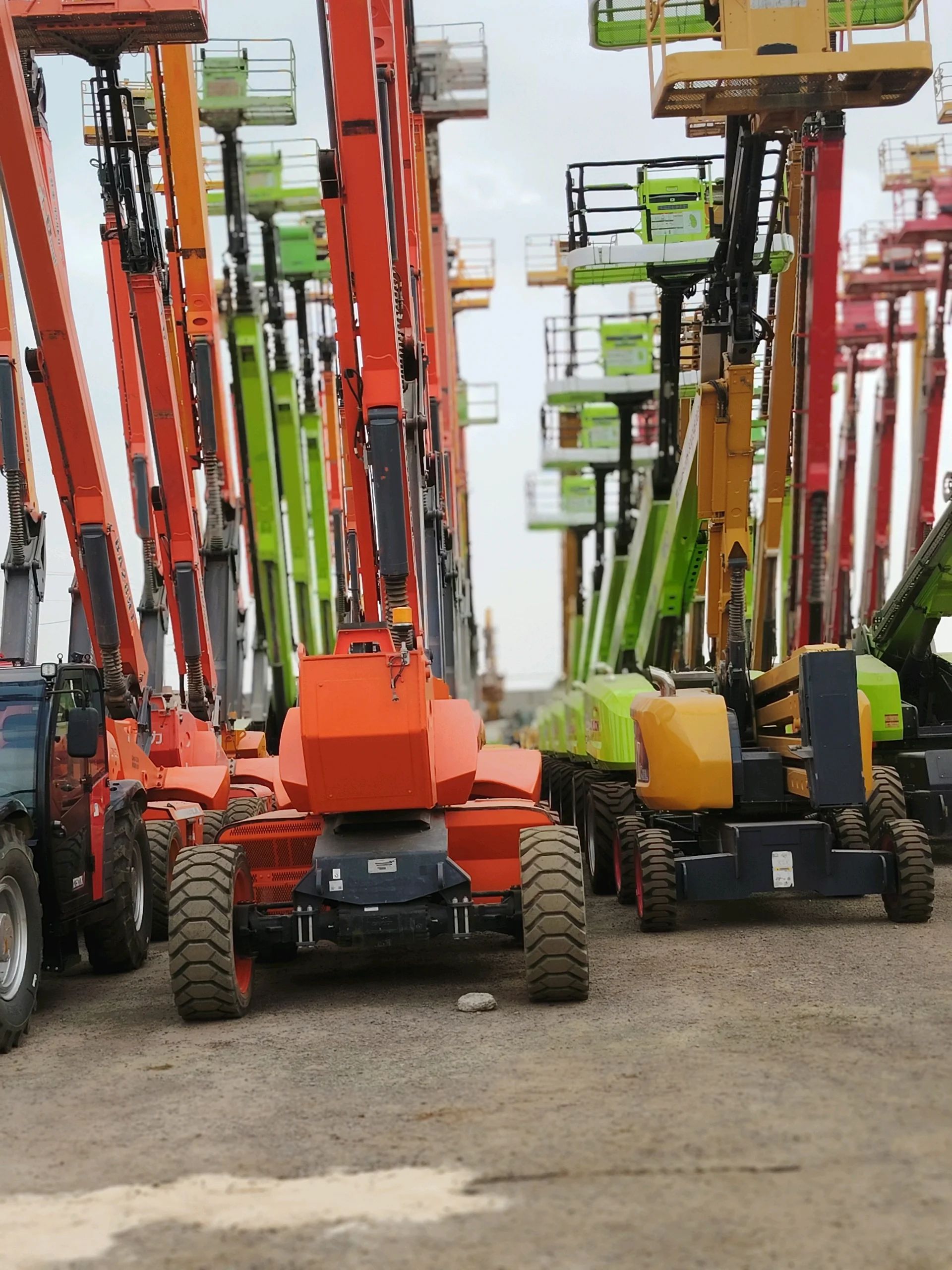 مان لفت للإيجار تليهندر للإيجار في جدة