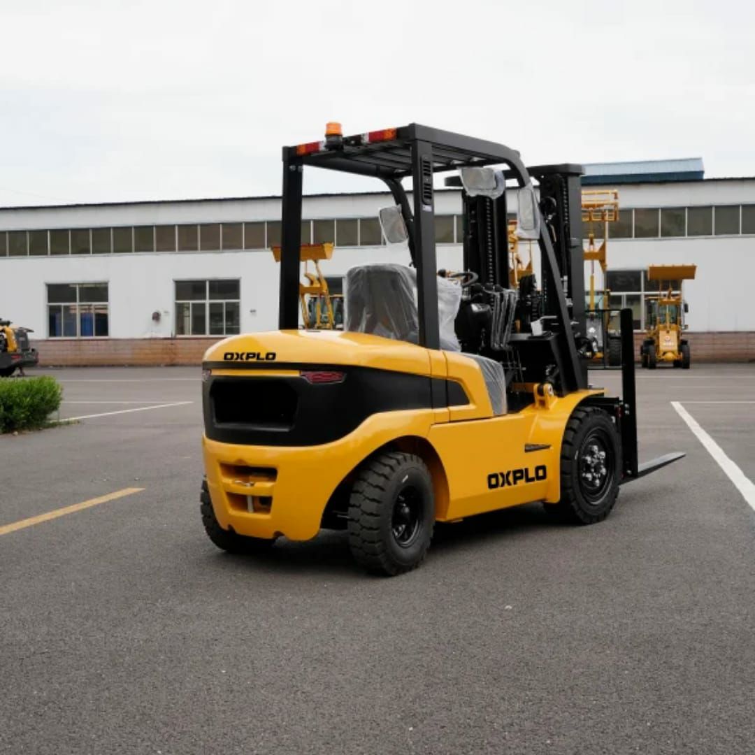 فوركلفت للايجار في الدمام