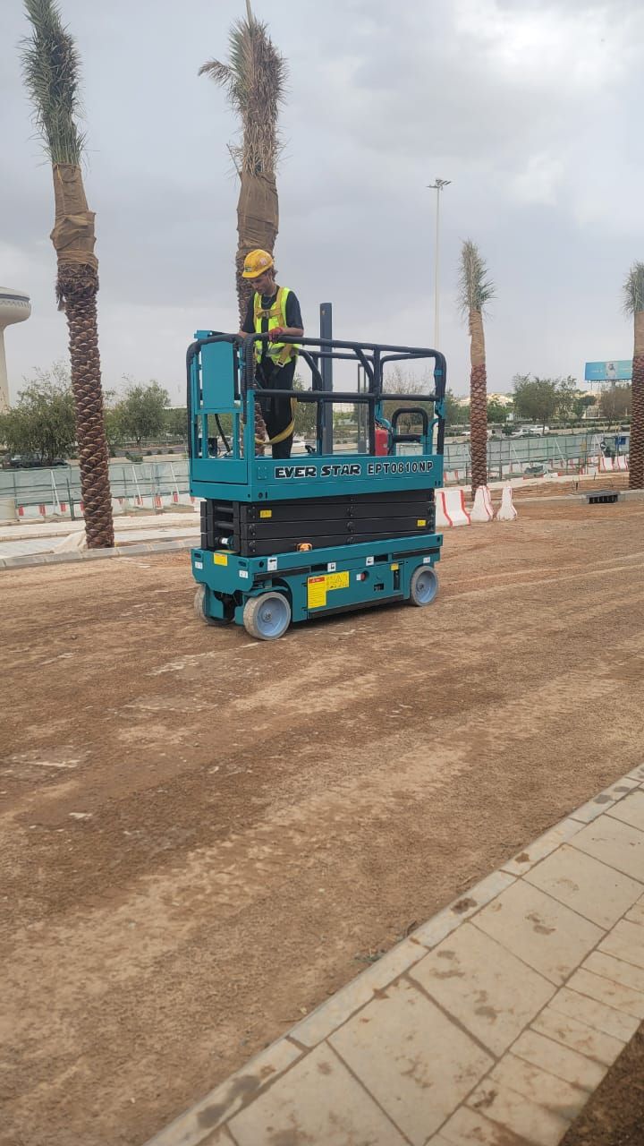 سيزر لفت للايجار ،مانلفت للايجار،رافعات شوكيه وكري