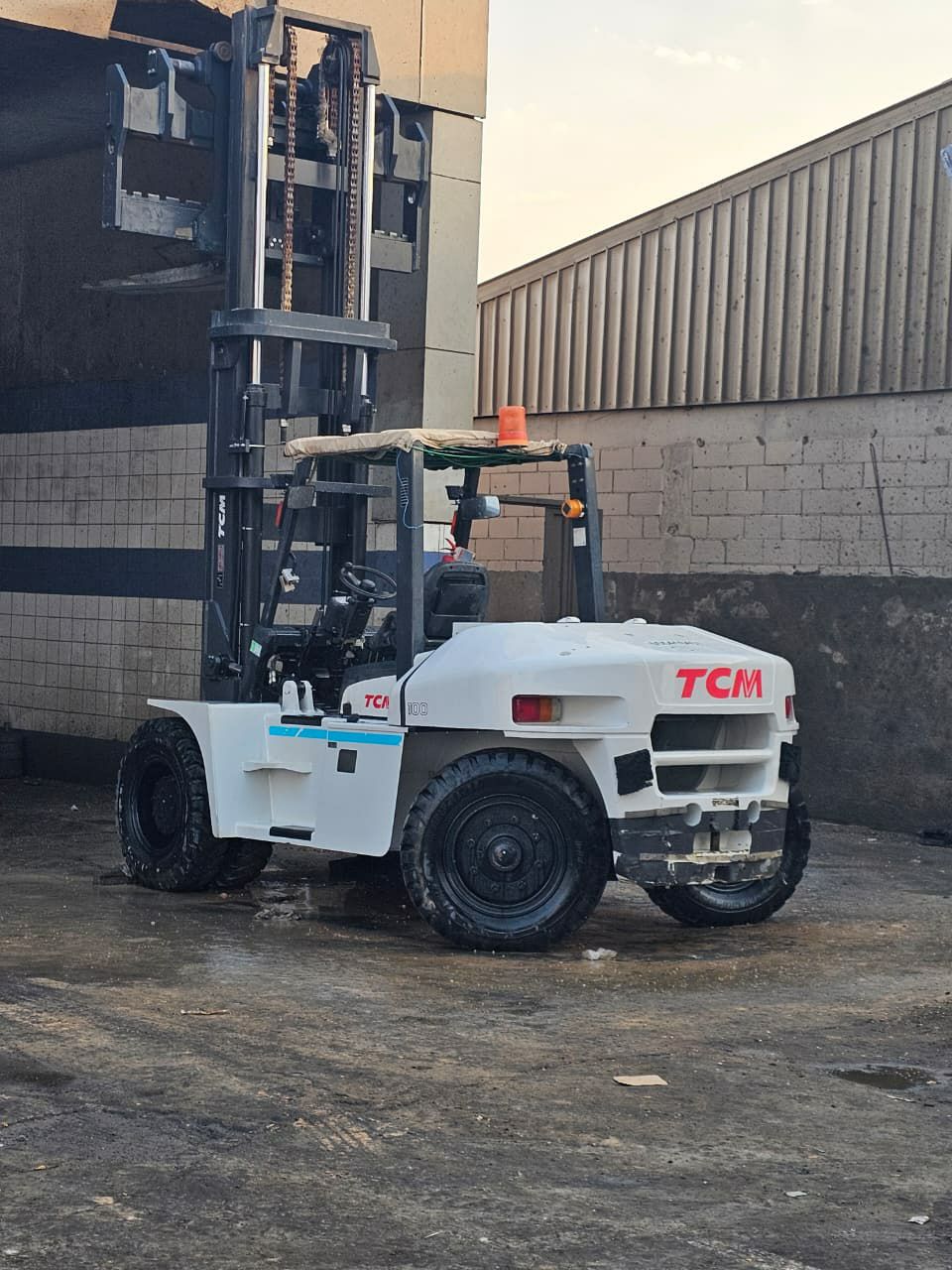 رافعات شوكيه للايجار فوركلفت للايجار