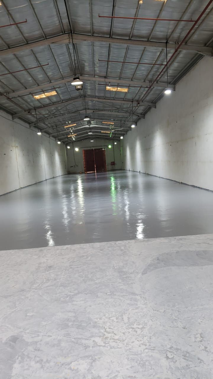 فني عوازل مائي وحراري وابوكسي