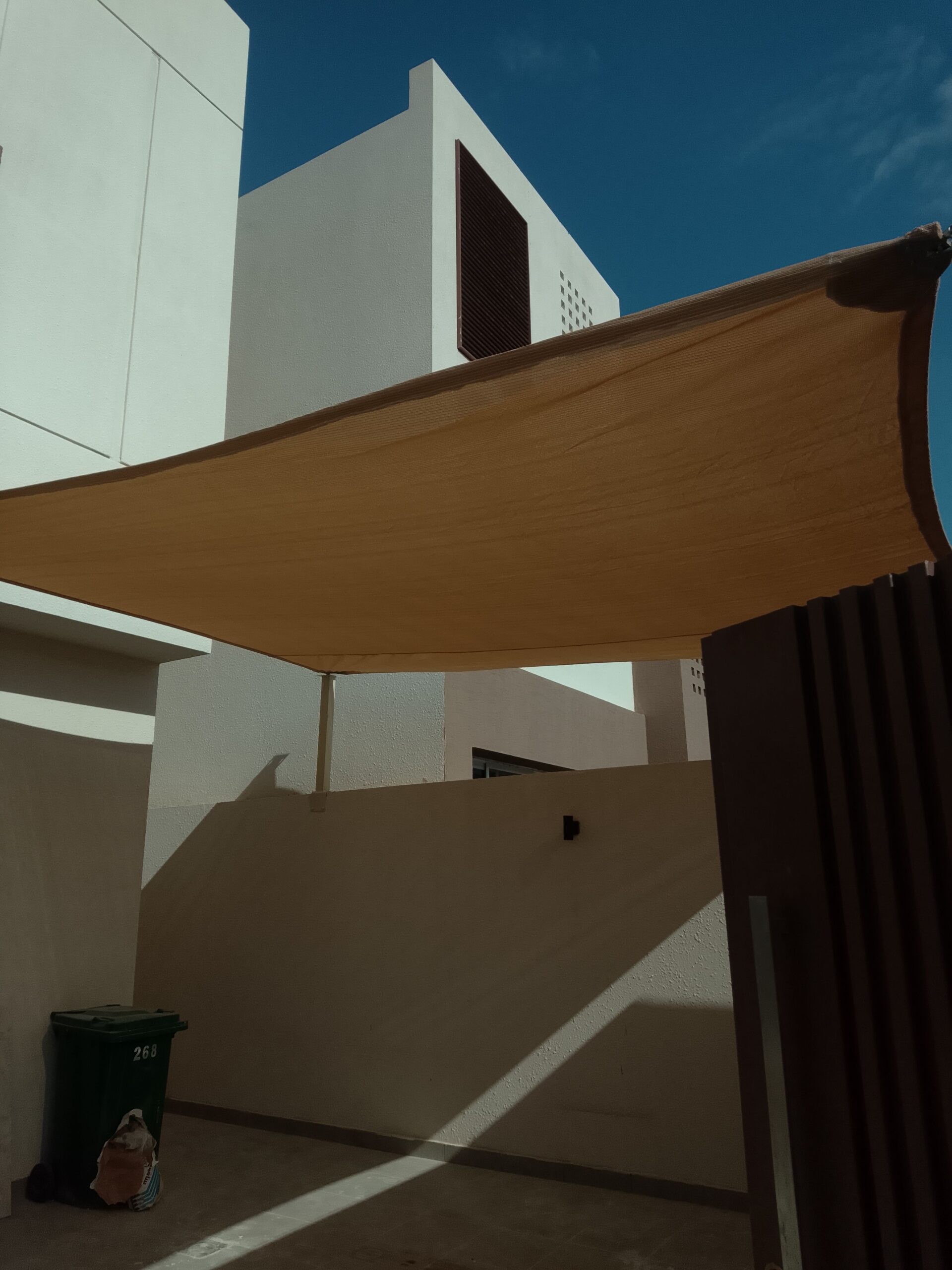 مظلات سواتر هناجر ساندويش بنل وبرجول جده ومكه