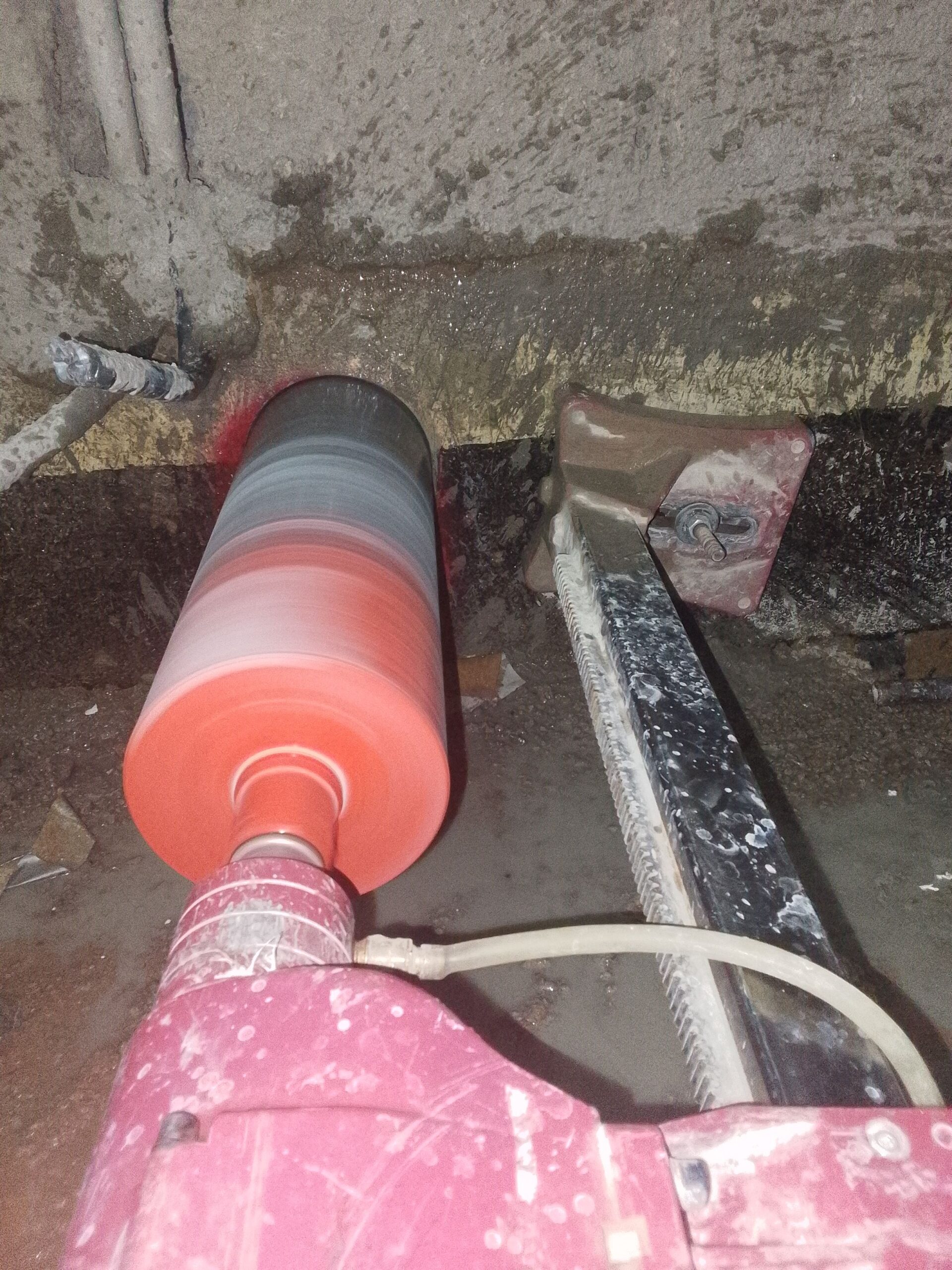 احمد كور وقص جدران وترميم 0578127856