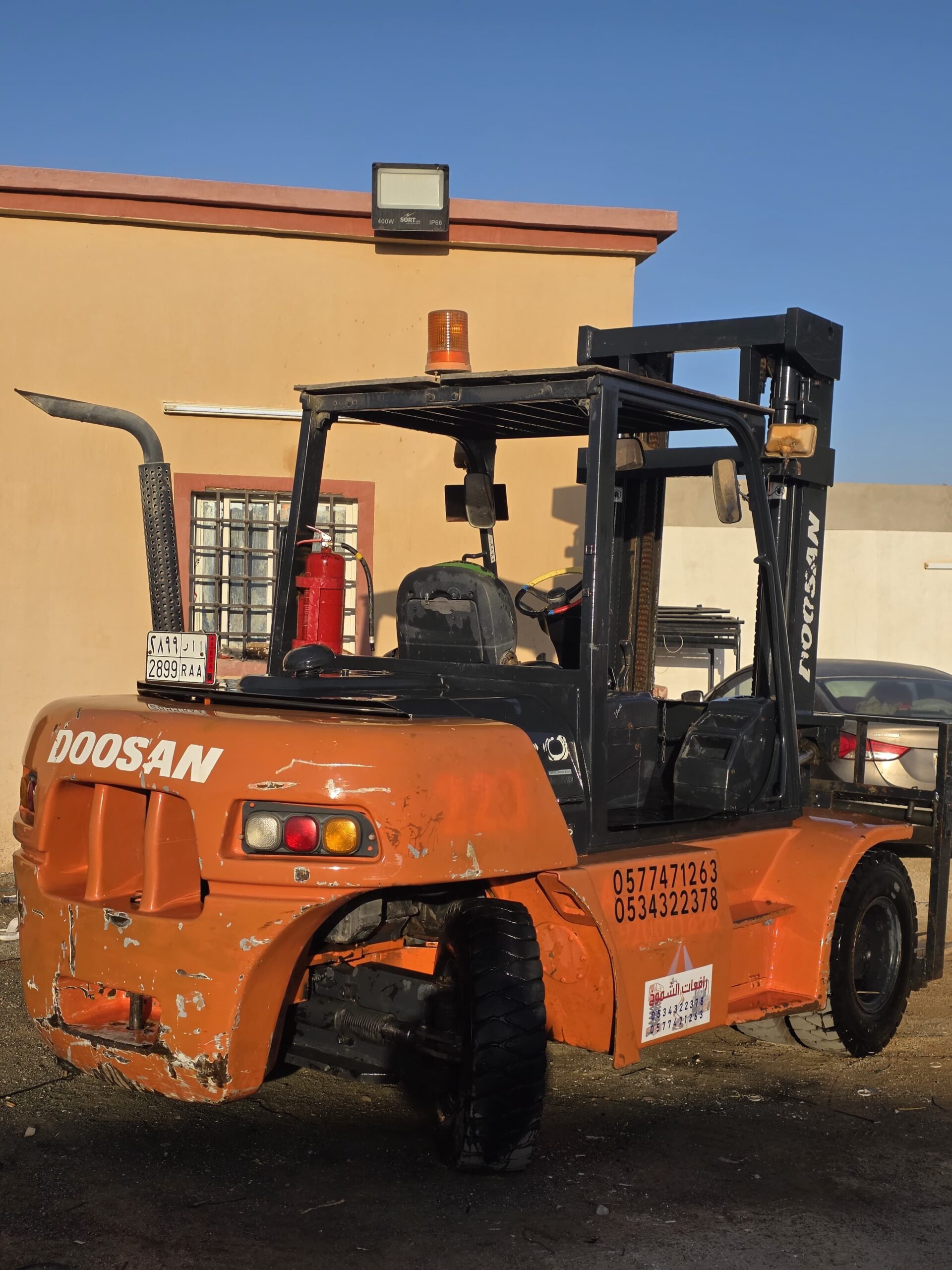 رافعه شوكيه 7طن للايجار شهري فوركلفت للايجار شهري