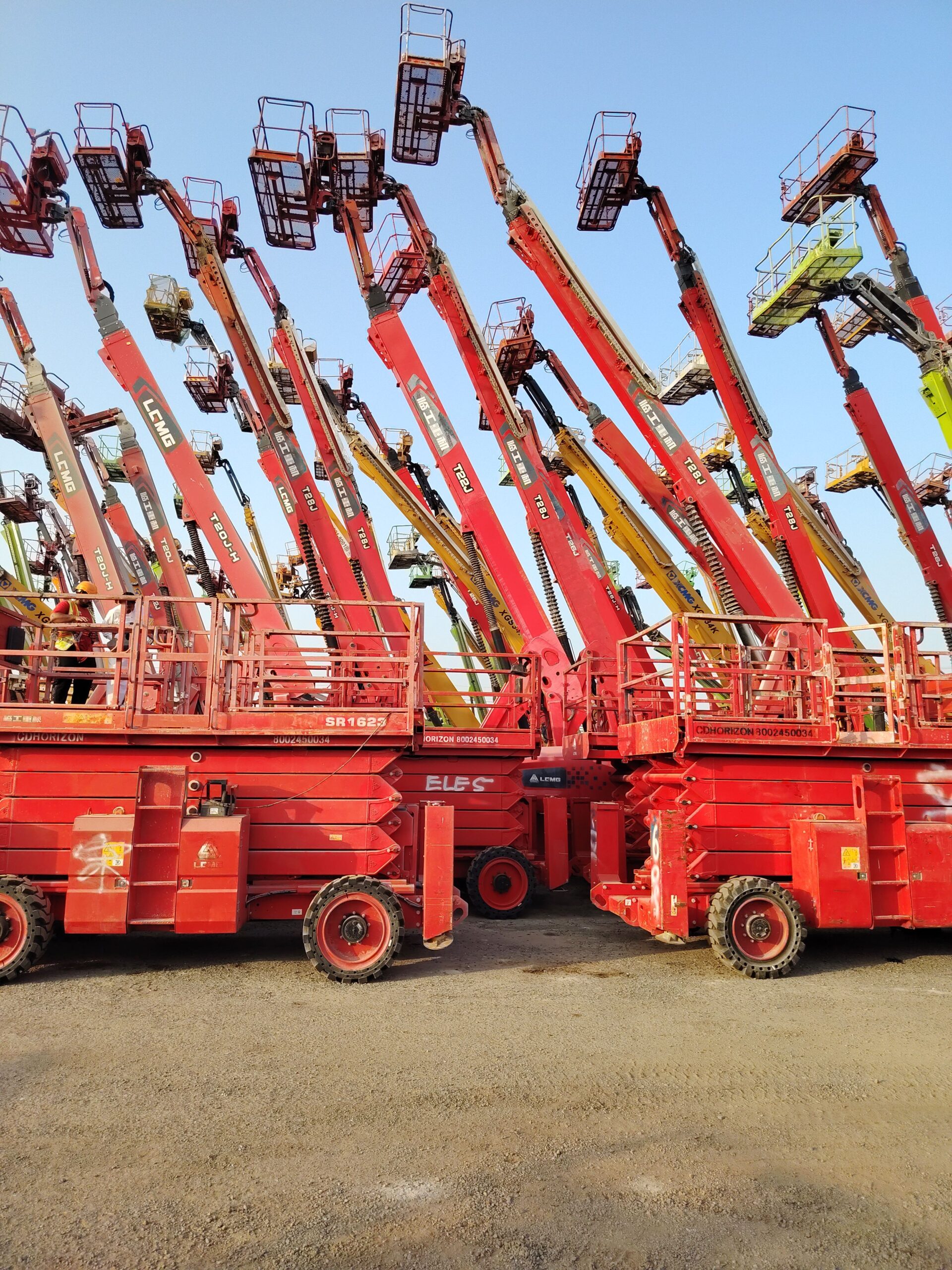 سيزرلفت للايجار، مان لفت للايجار، فوركلفت وكرينات