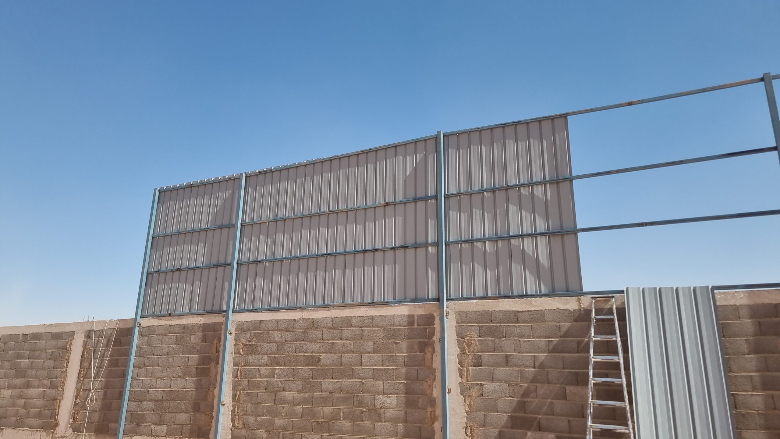 حداد مظلات وسواتر