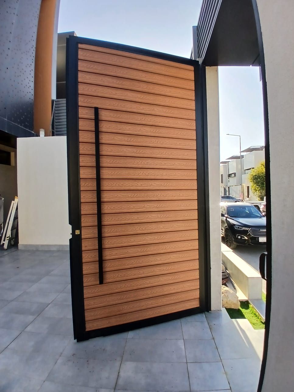 حداد صيانه ابواب بديل الخشب تلبيس ابواب تكسيات خار