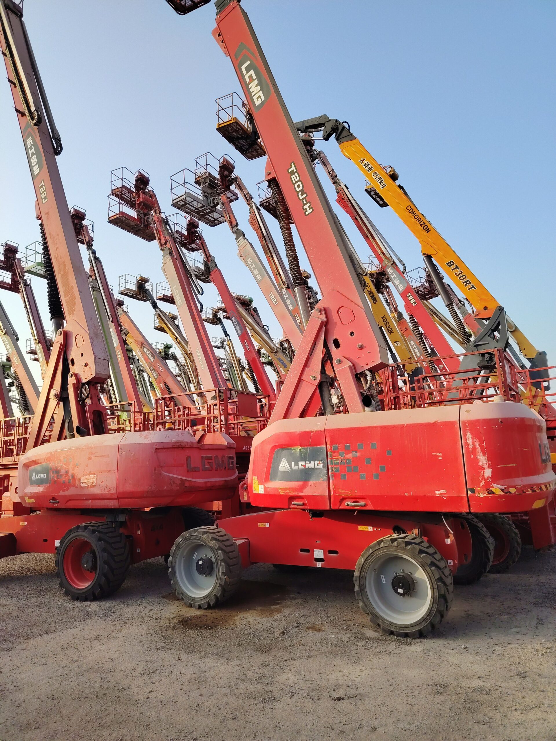 سيزرلفت للايجار، مان لفت للايجار، فوركلفت وكرينات