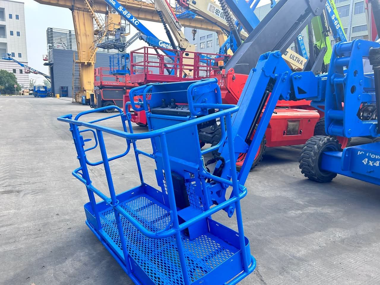 مان لفت للايجار، سيزرلفت للايجار، فوركلفت وكرينات