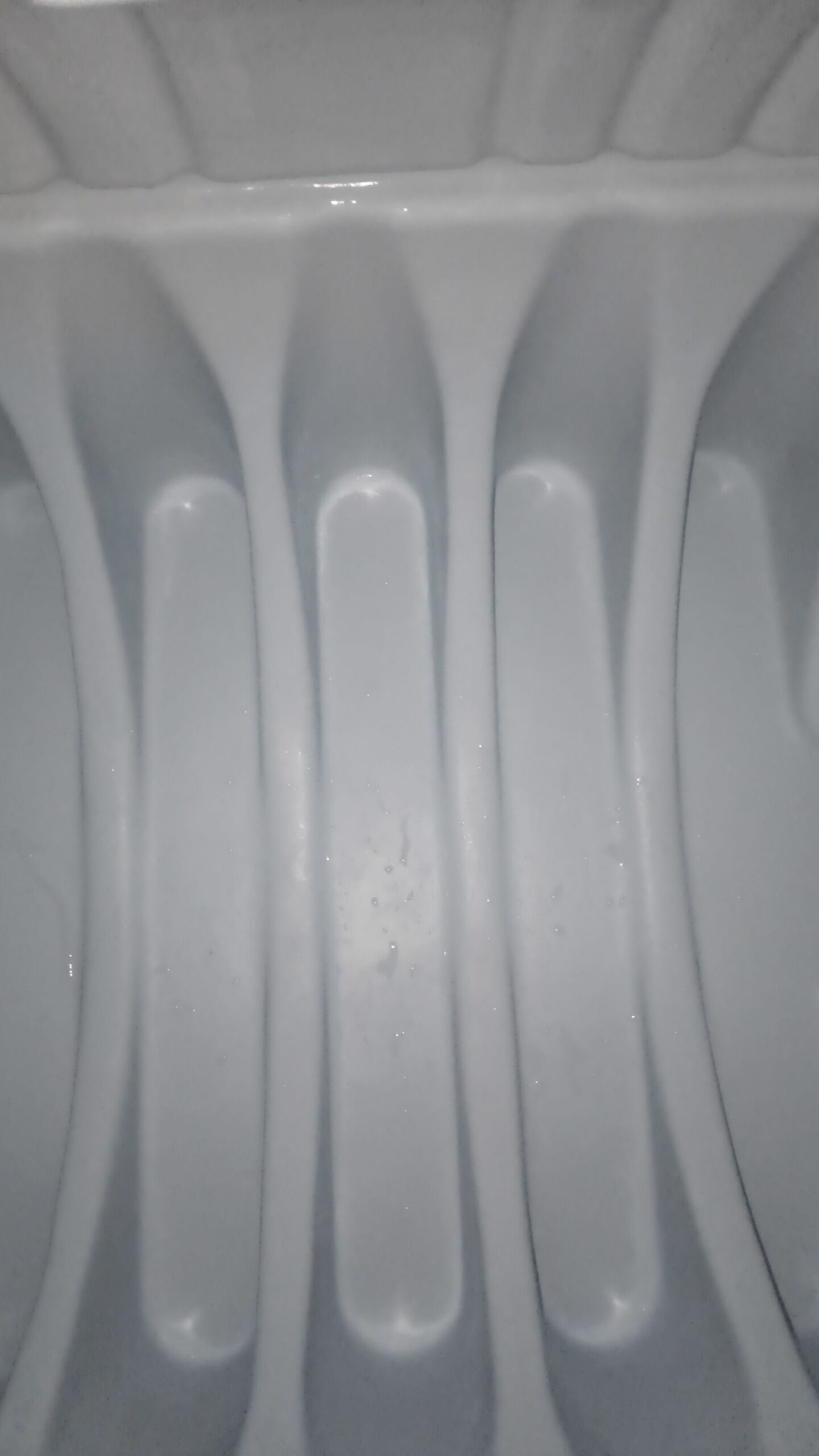 شركة الظهور لتنظيف خزانات بجده