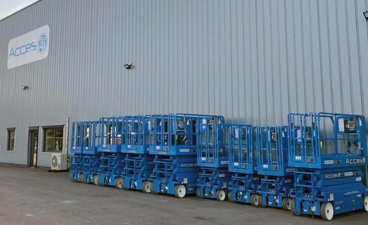 سيزرلفت للايجار رافعات مقصيه للايجار جده الرياض ال