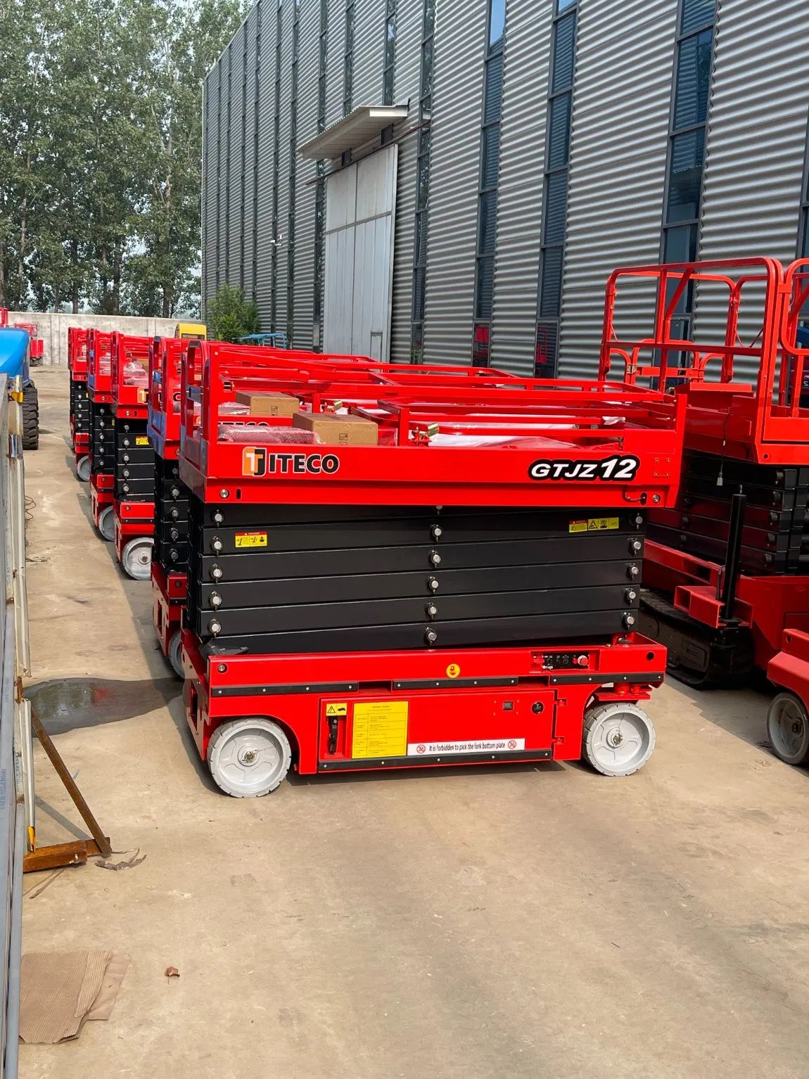 سيزر لفت و مان لفت و مانلفت فوركلفت للإيجار جدة مك