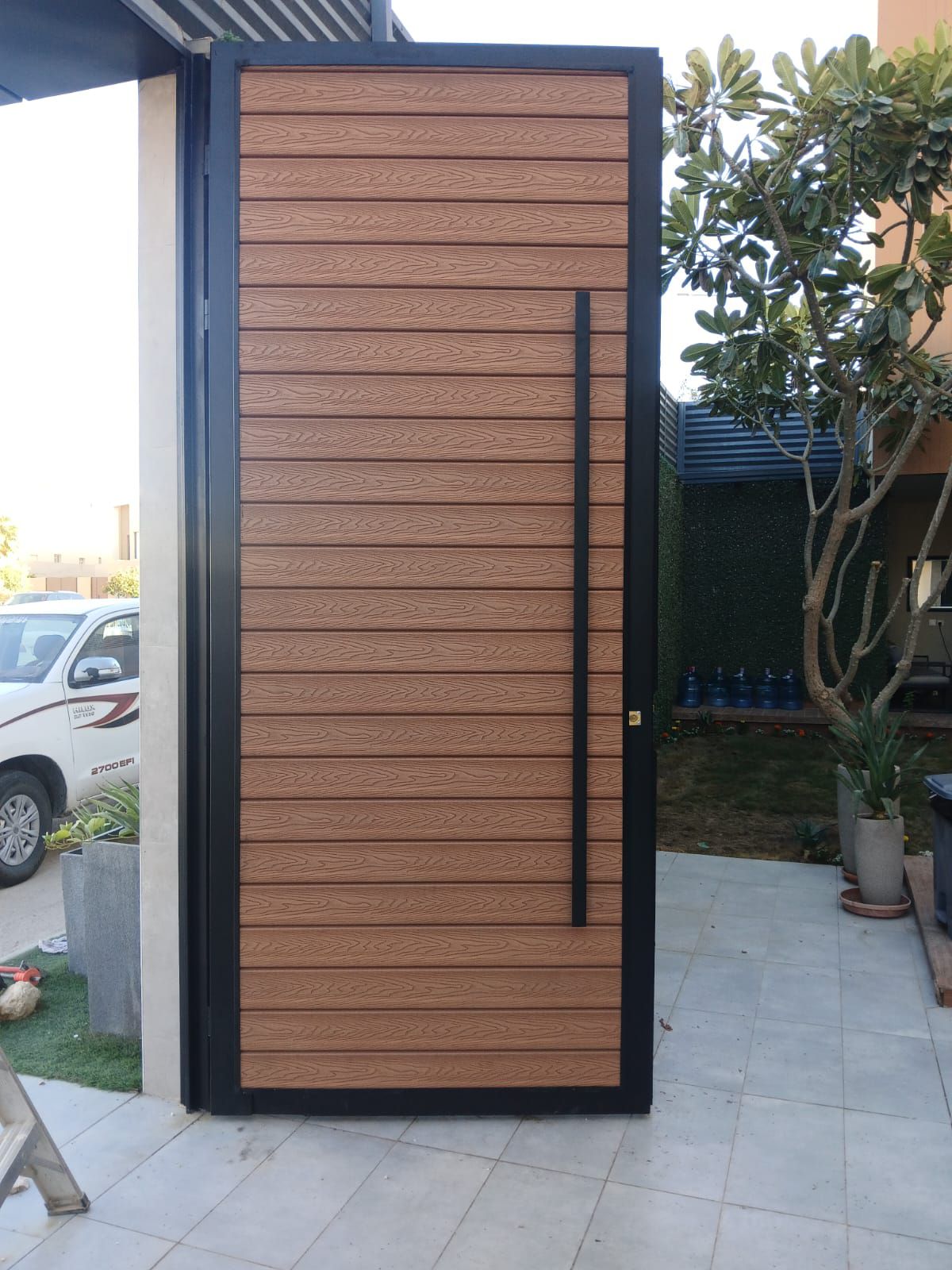 حداد تلبس ابواب بديل الخشب تلبيس ابواب اتش بي