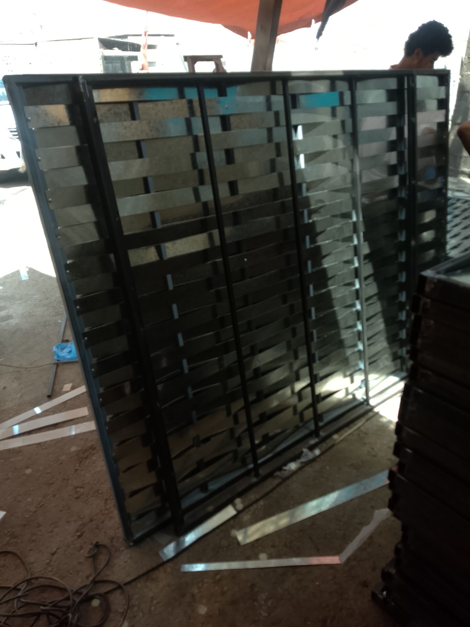 مظلات سواتر هناجر ساندويش بنل وبرجول جده ومكه