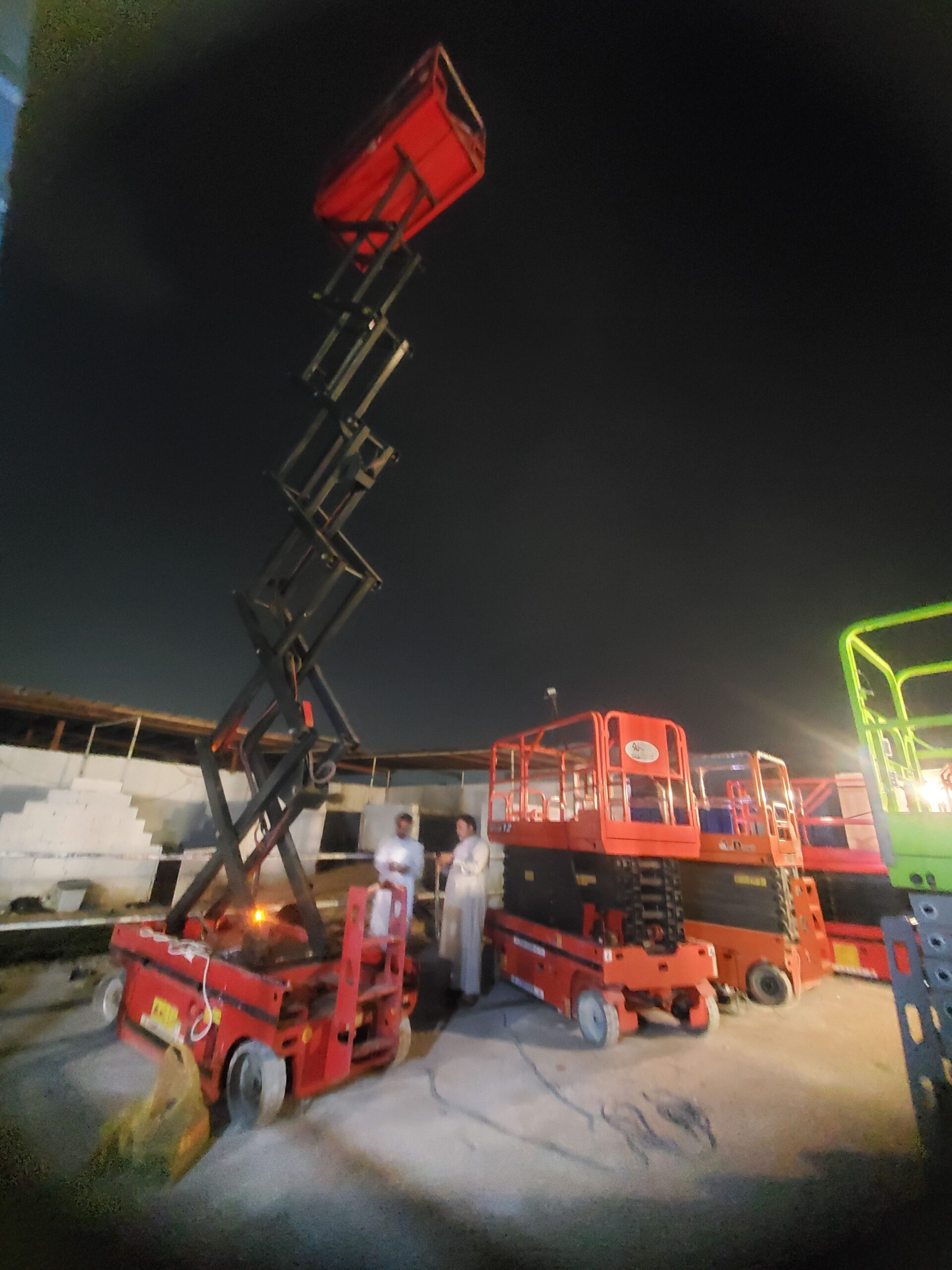 سيزلفت للإيجار Seasarlift Manlift Forklifts for Re