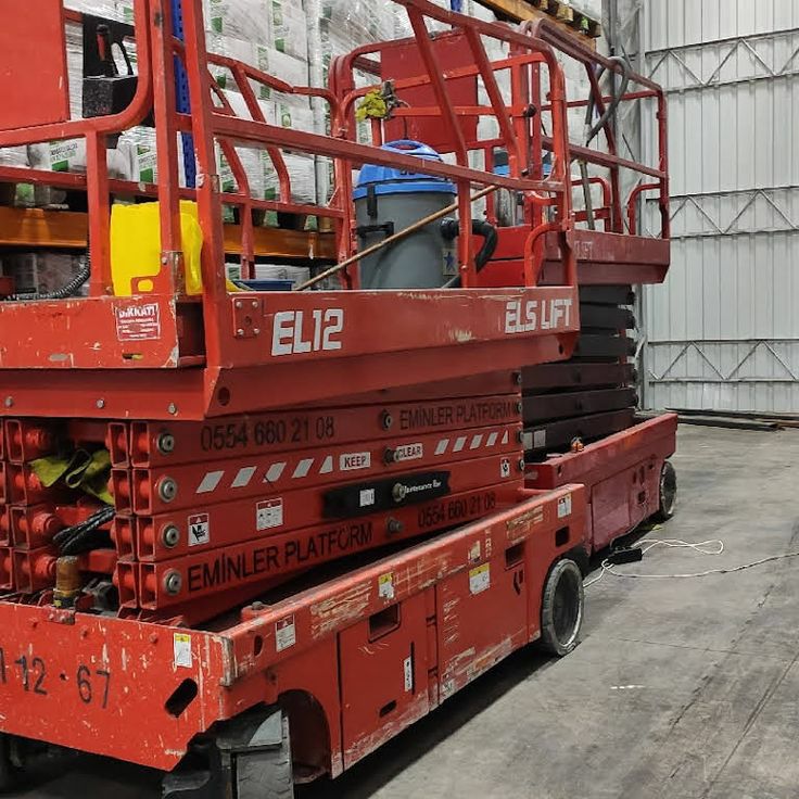 سيزرلفت للايجار رافعات شوكيه فوركلفت للايجار مان ل