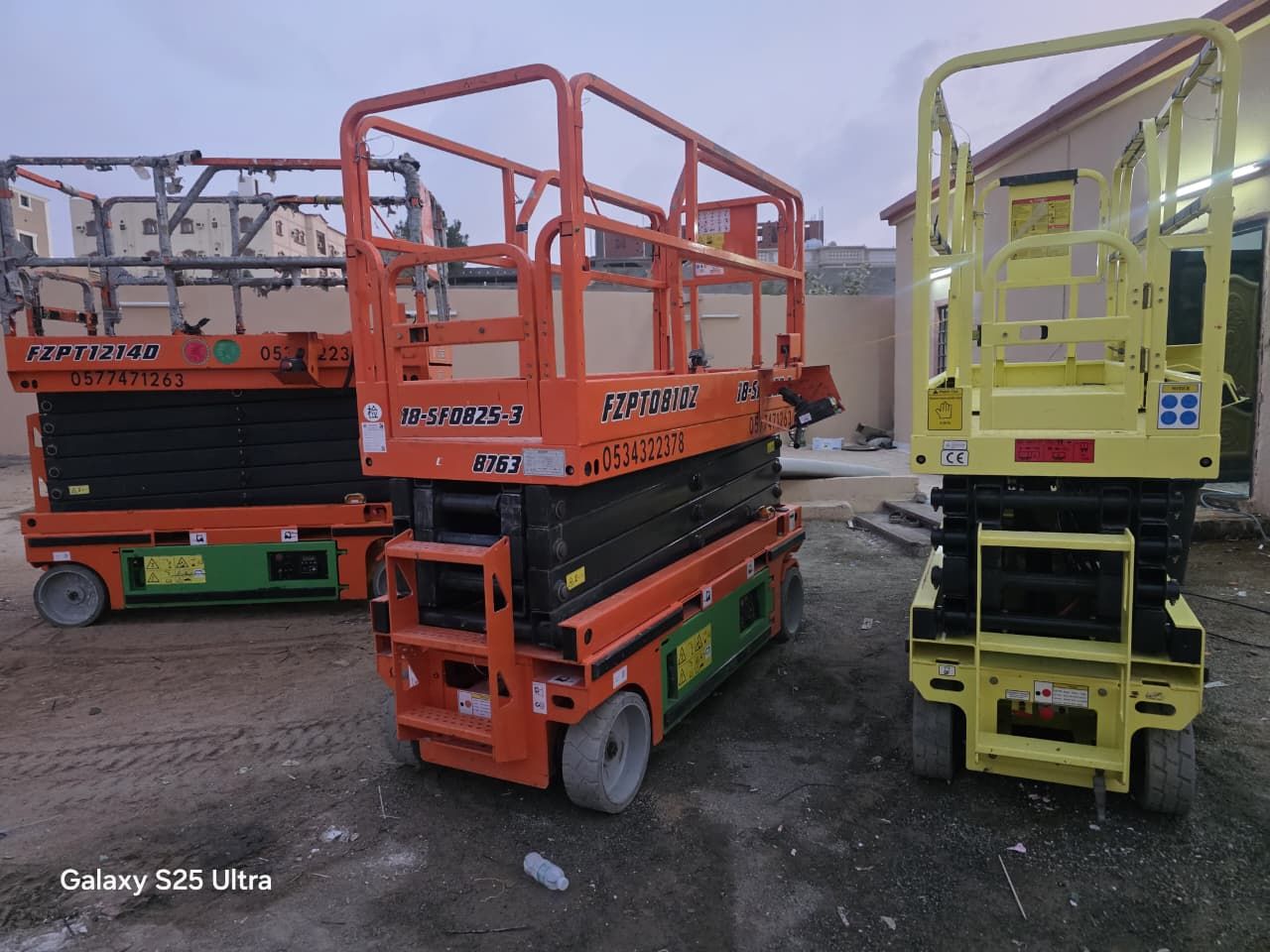 سيزر لفت للايجار رافعه مقصيه للايجار مانلفت للايجا