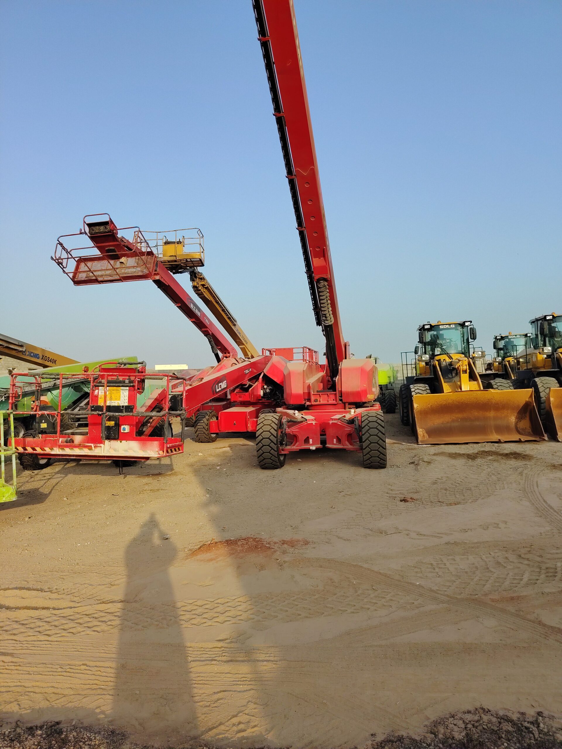 سيزرلفت للايجار، مان لفت للايجار، فوركلفت وكرينات