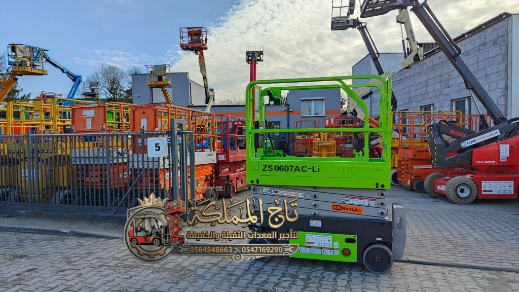 رافعة شوكية سيزر لفت مان لفت للإيجار الرياض