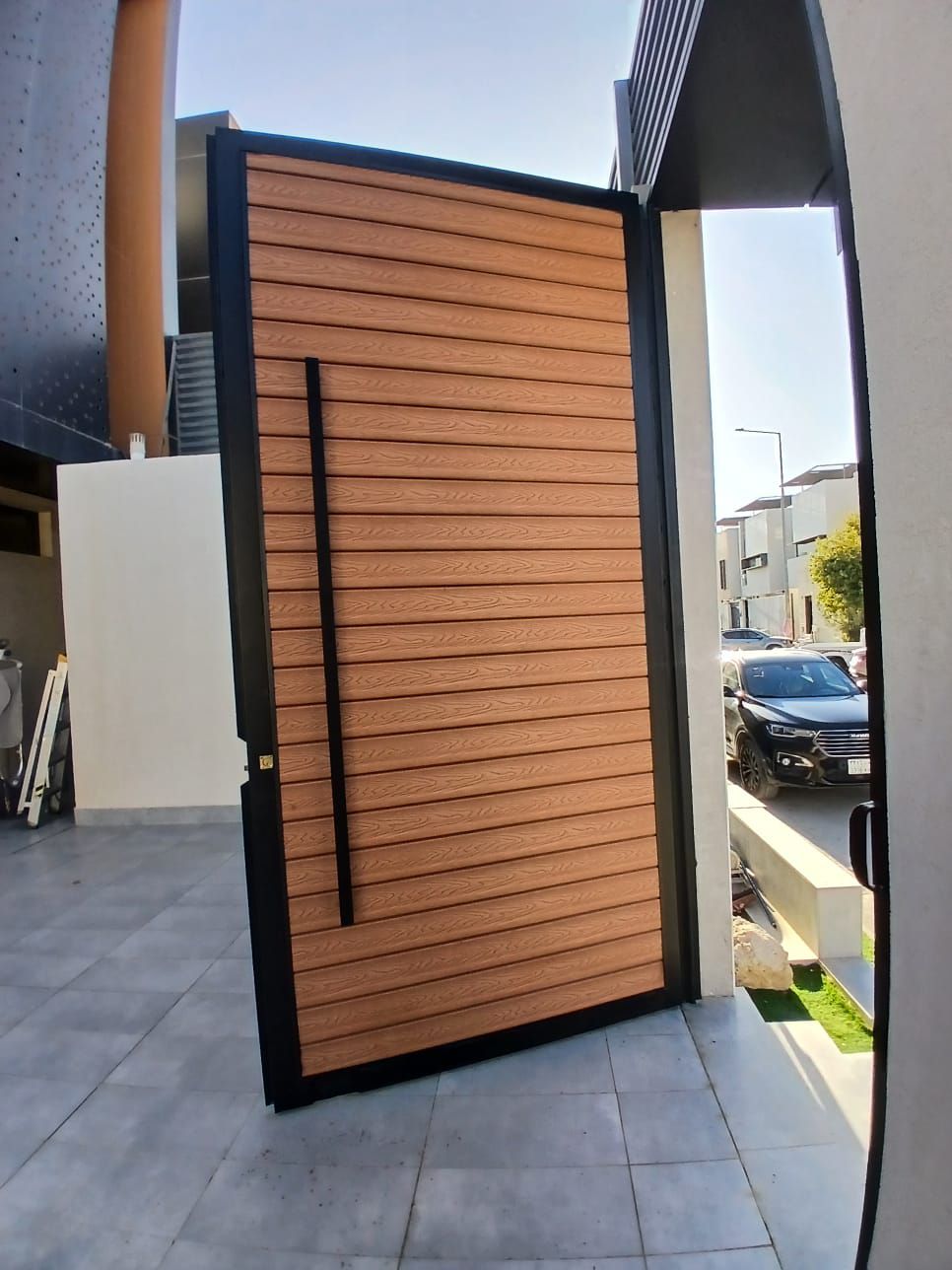 حداد صيانه ابواب بديل الخشب تلبيس ابواب تكسيات خار