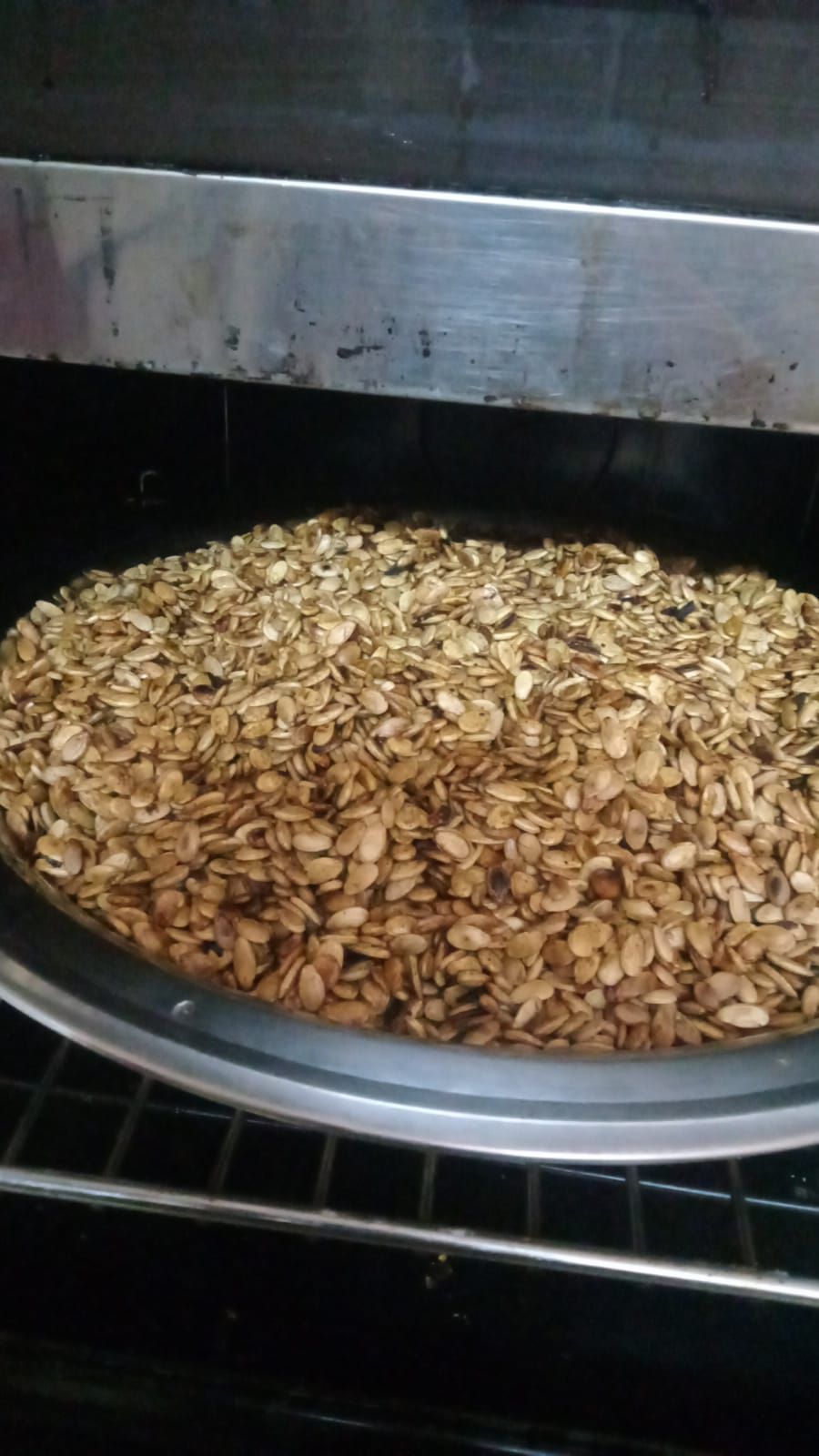 زعقه فصفص جيزاني 5ريال الوحده