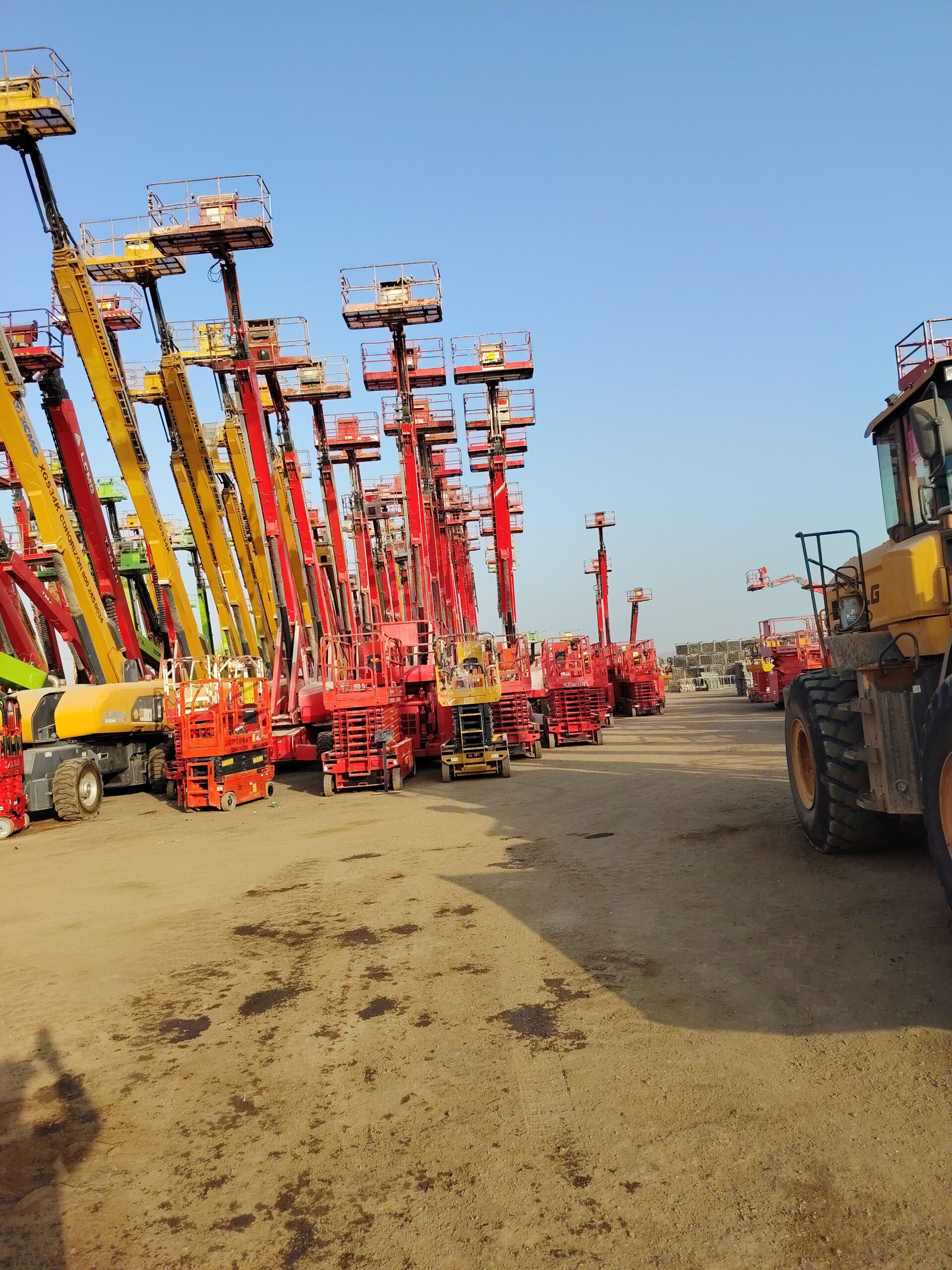 سيزرلفت للايجار، مان لفت للايجار، فوركلفت وكرينات