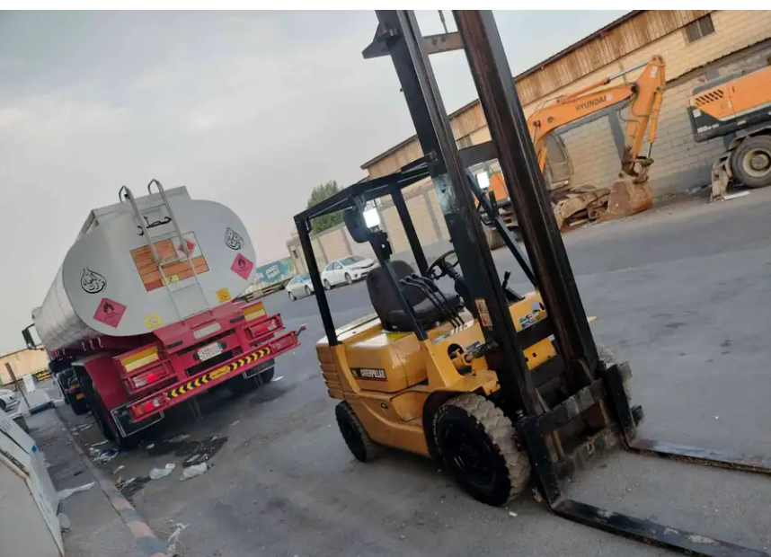 تأجير رافعات شوكية سيزر لفت مان لفت بالرياض