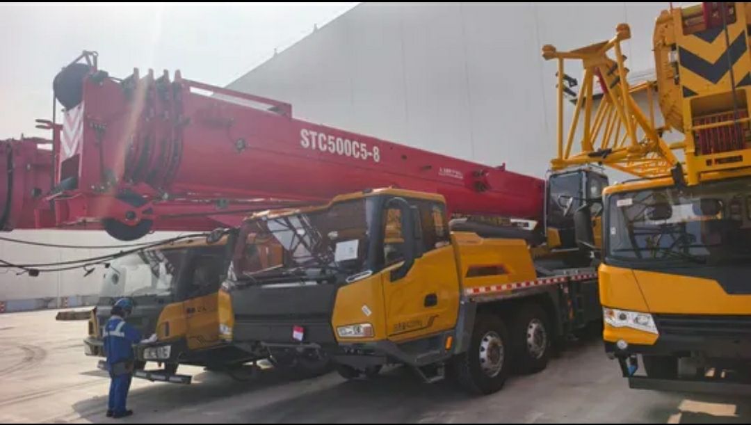 كرينات موبايل للايجار من 25طن الى 300طن