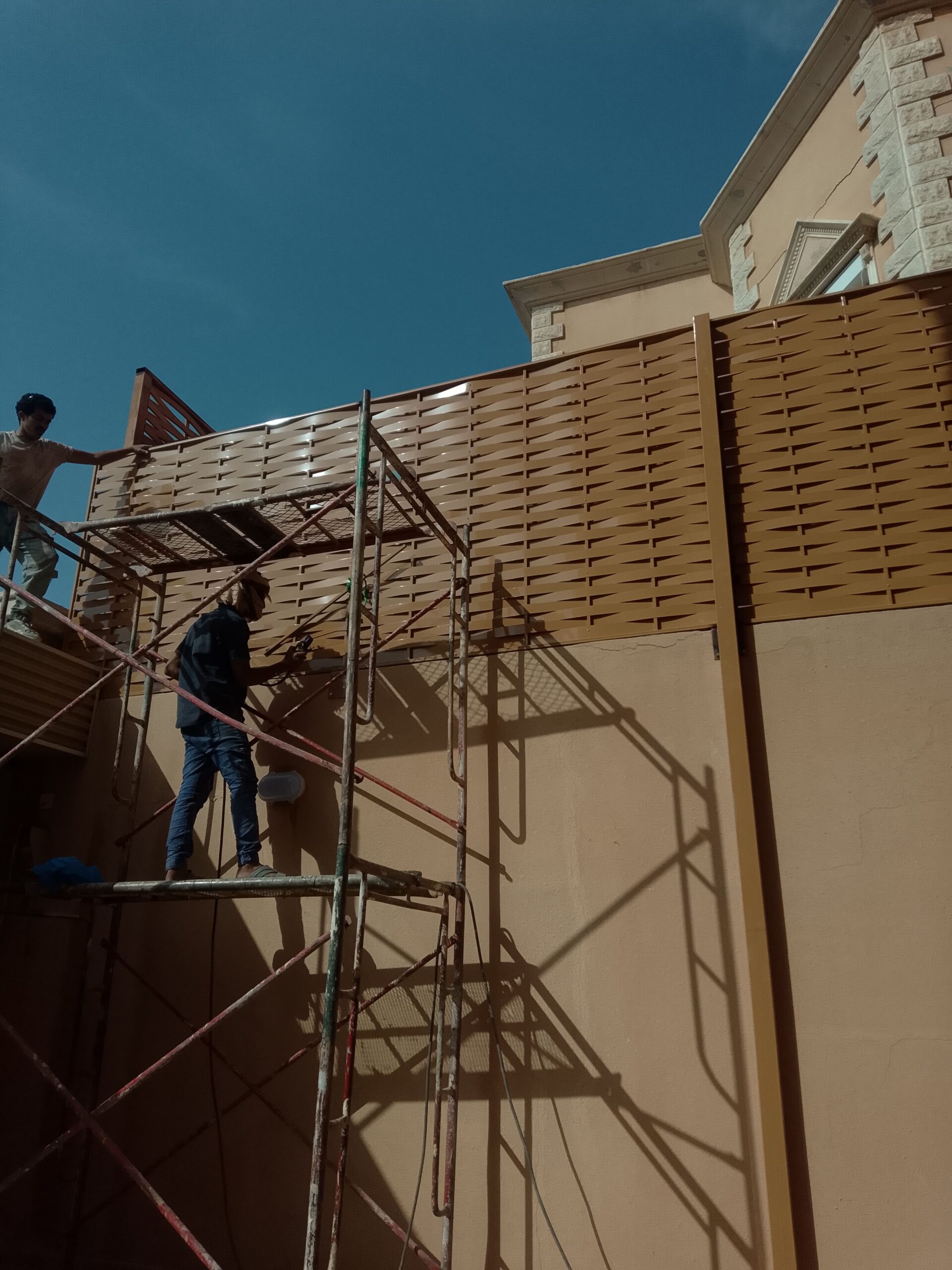 مظلات سواتر