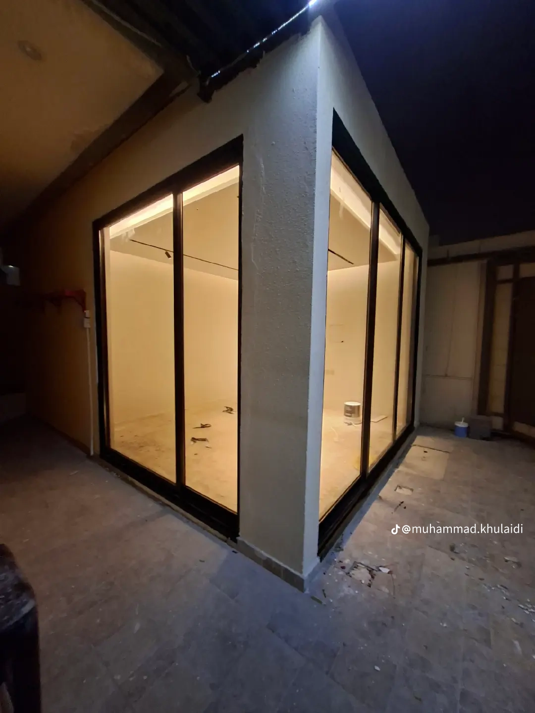 ابوطارق للألمنيوم والزجاج السكريت وصيانة المنيوم و