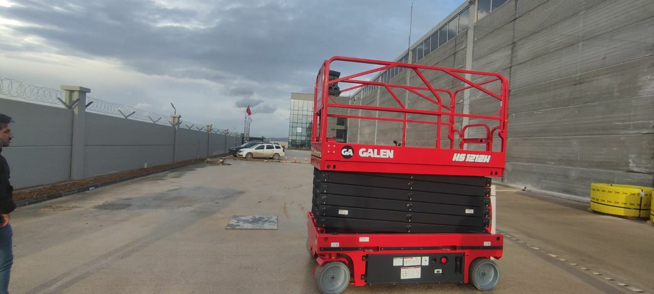 سيزر لفت 8متر للإيجار جدة مكة الدمام الرياض رافعات
