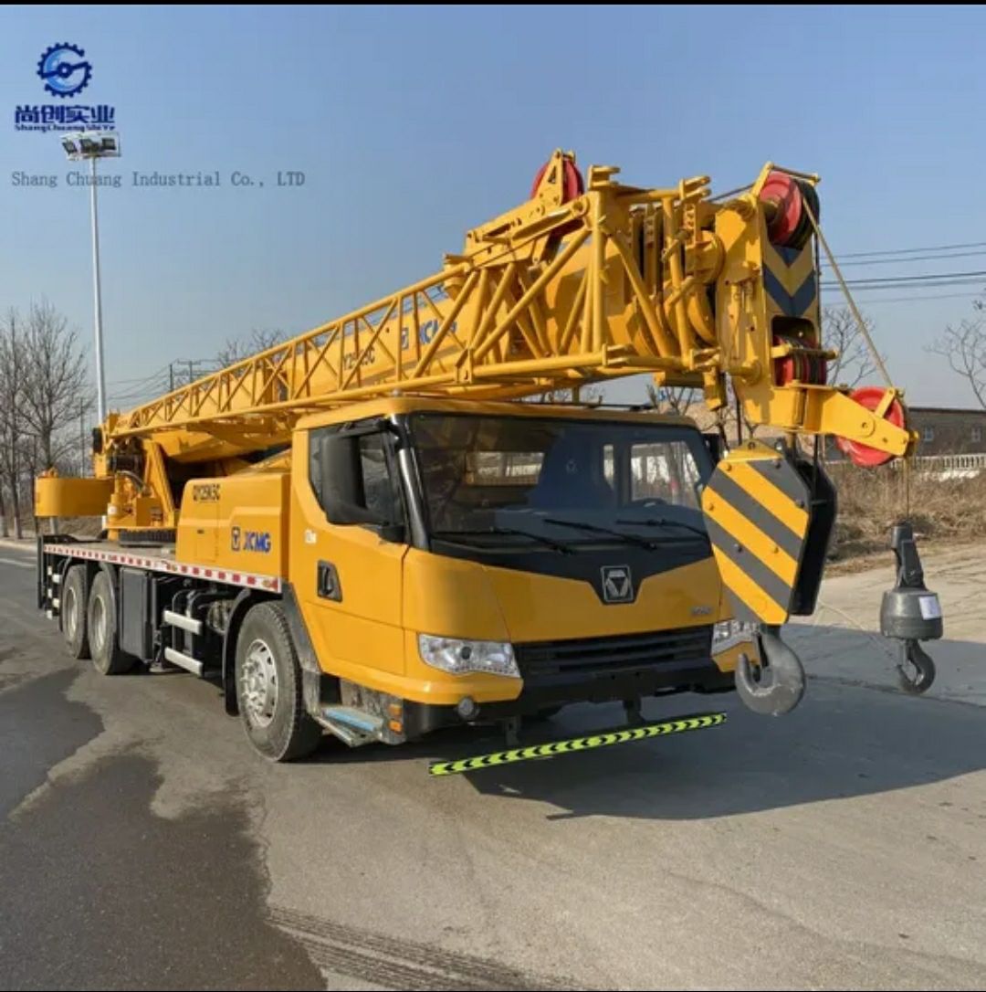 كرينات موبايل للايجار من 25طن الى 300طن