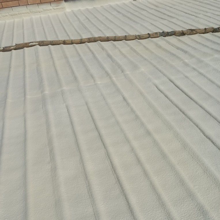 عزل فوم للاسطح بضمان 10 سنوات