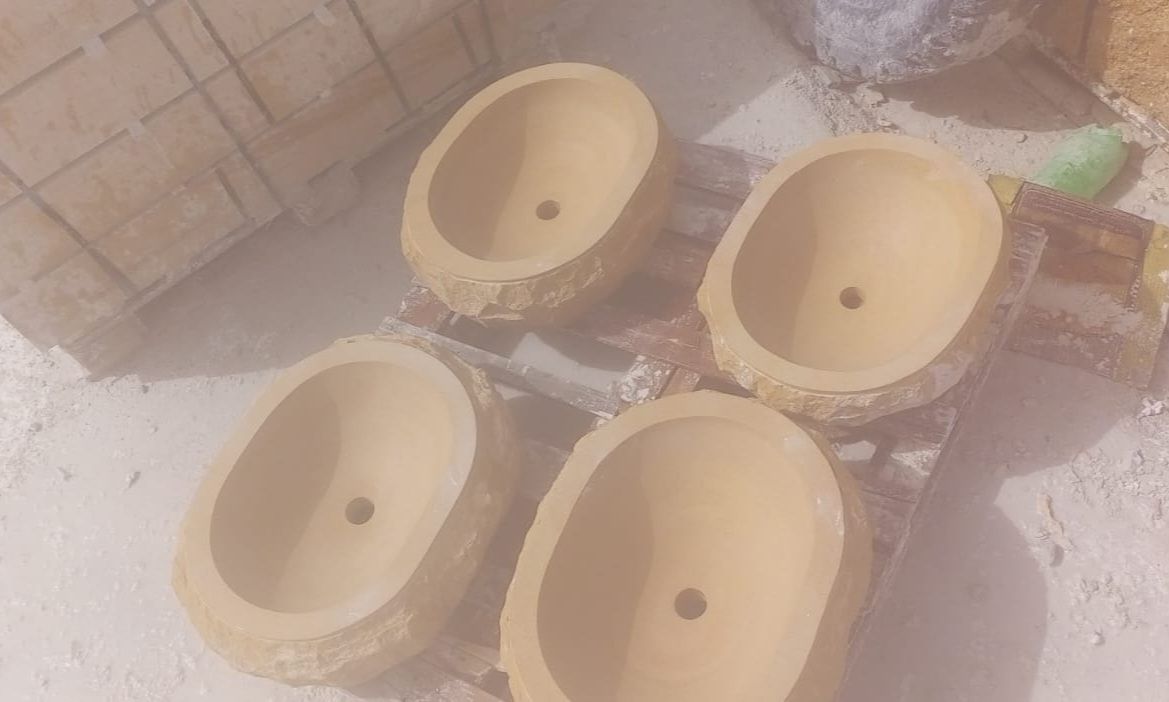 احواض حجر طبيعي