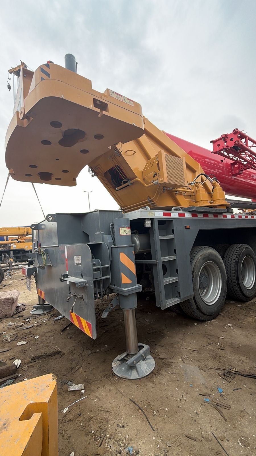 كرين للايجار 100طن ارامكو في الجبيل والدمام