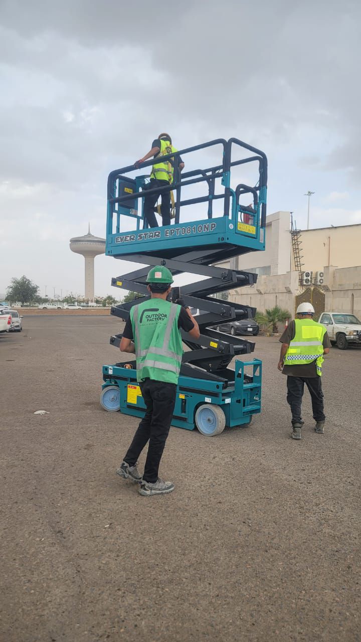 تاور لايت للايجار جده رافعة شوكية للايجار جده سيزر