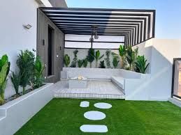 المهندس لتنسيق الحدائق