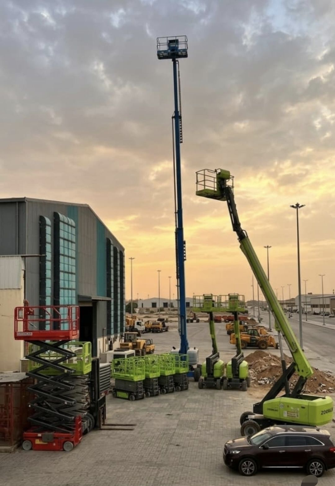 🚧 تأجير سيزر لفت ورفعات شوكية 🚧 Scissor Lift & For