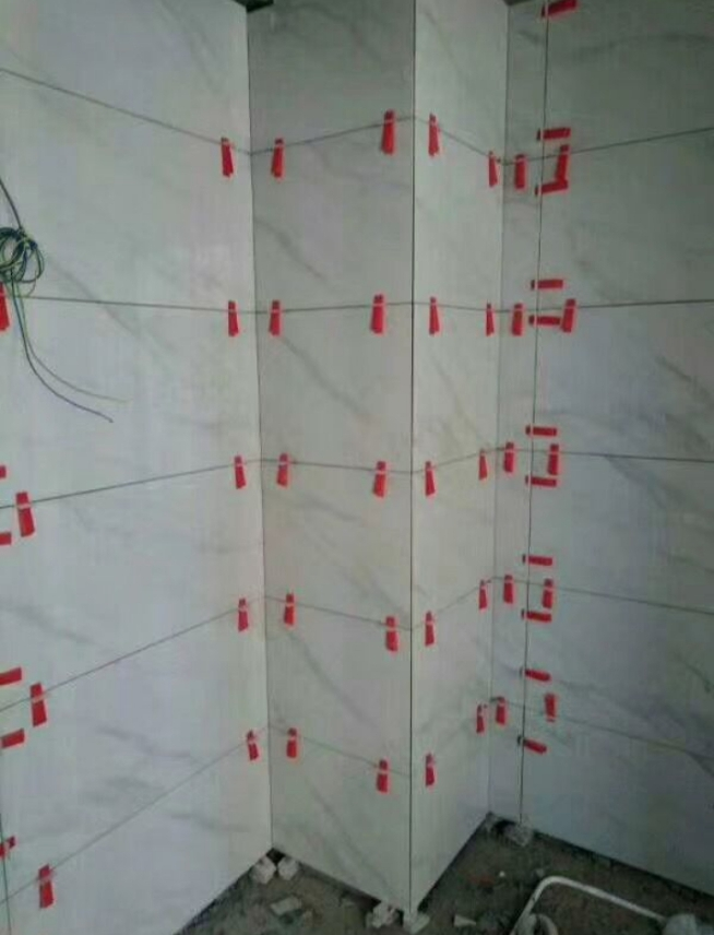 معلم بلاط سیرامیک بناء لیاسۃ تکسیر ترمیمات حمامات