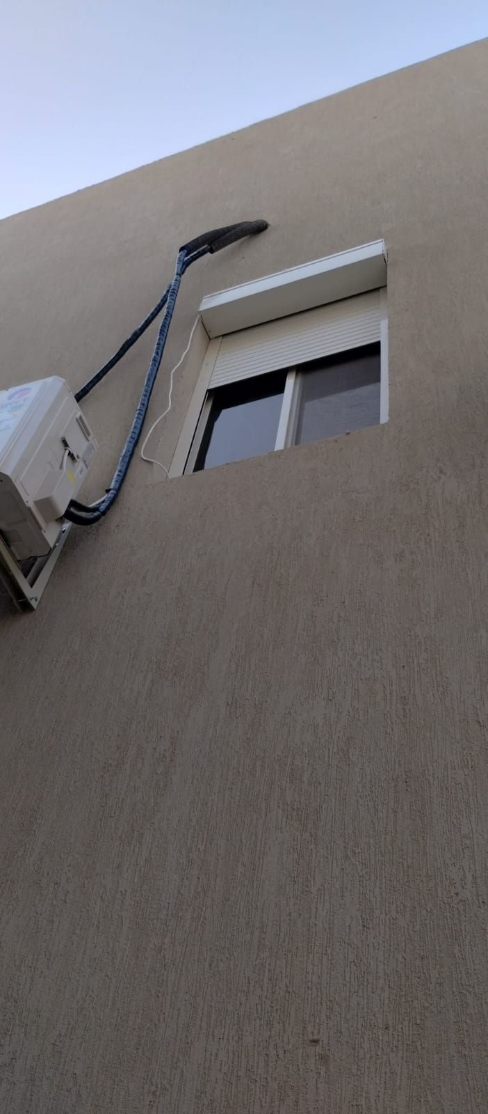 معلم المنيوم شتر شبابيك صيانه شتر لجميع أنواعه