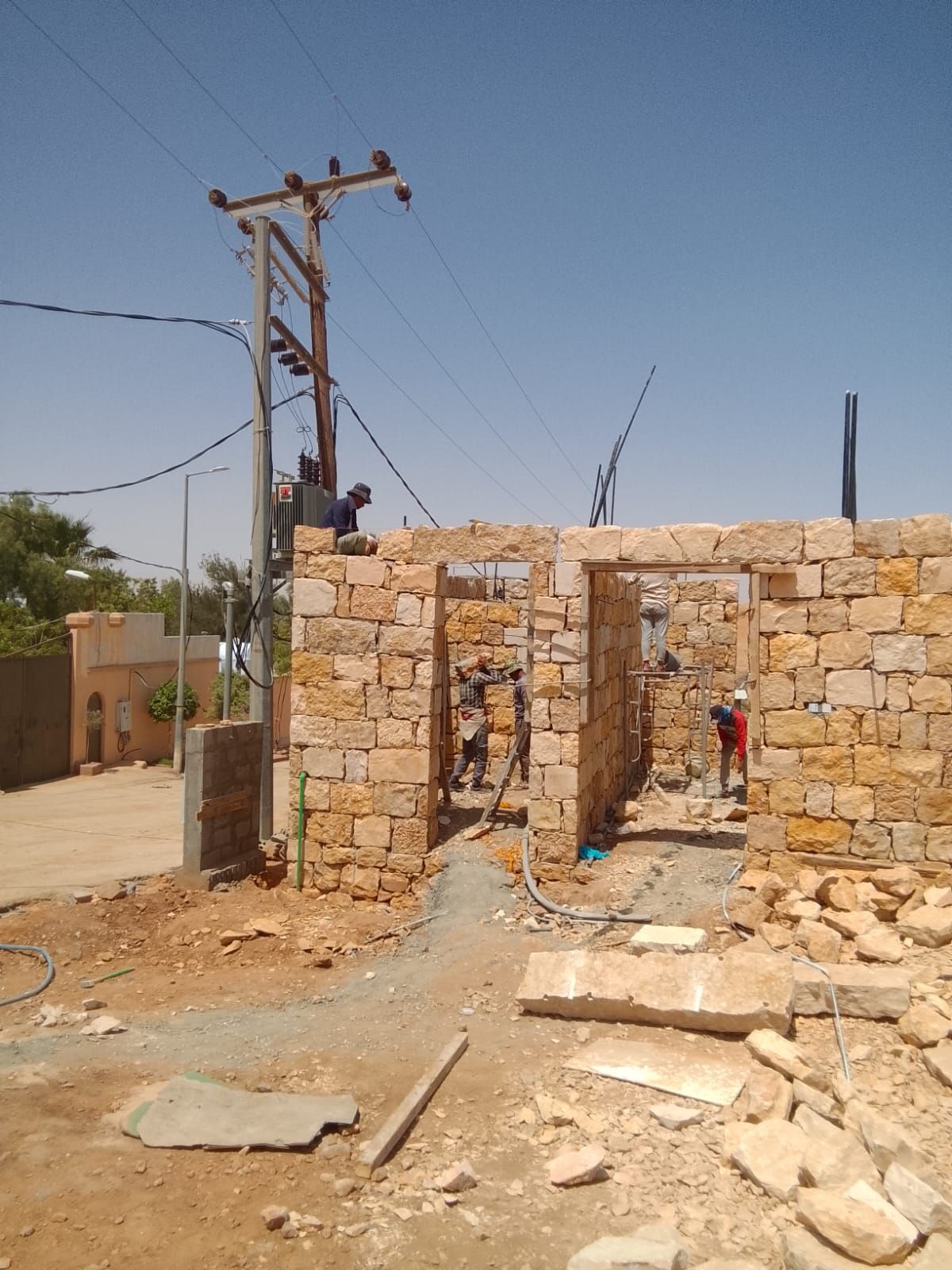 مقاول حجر طبيعي وشبوك
