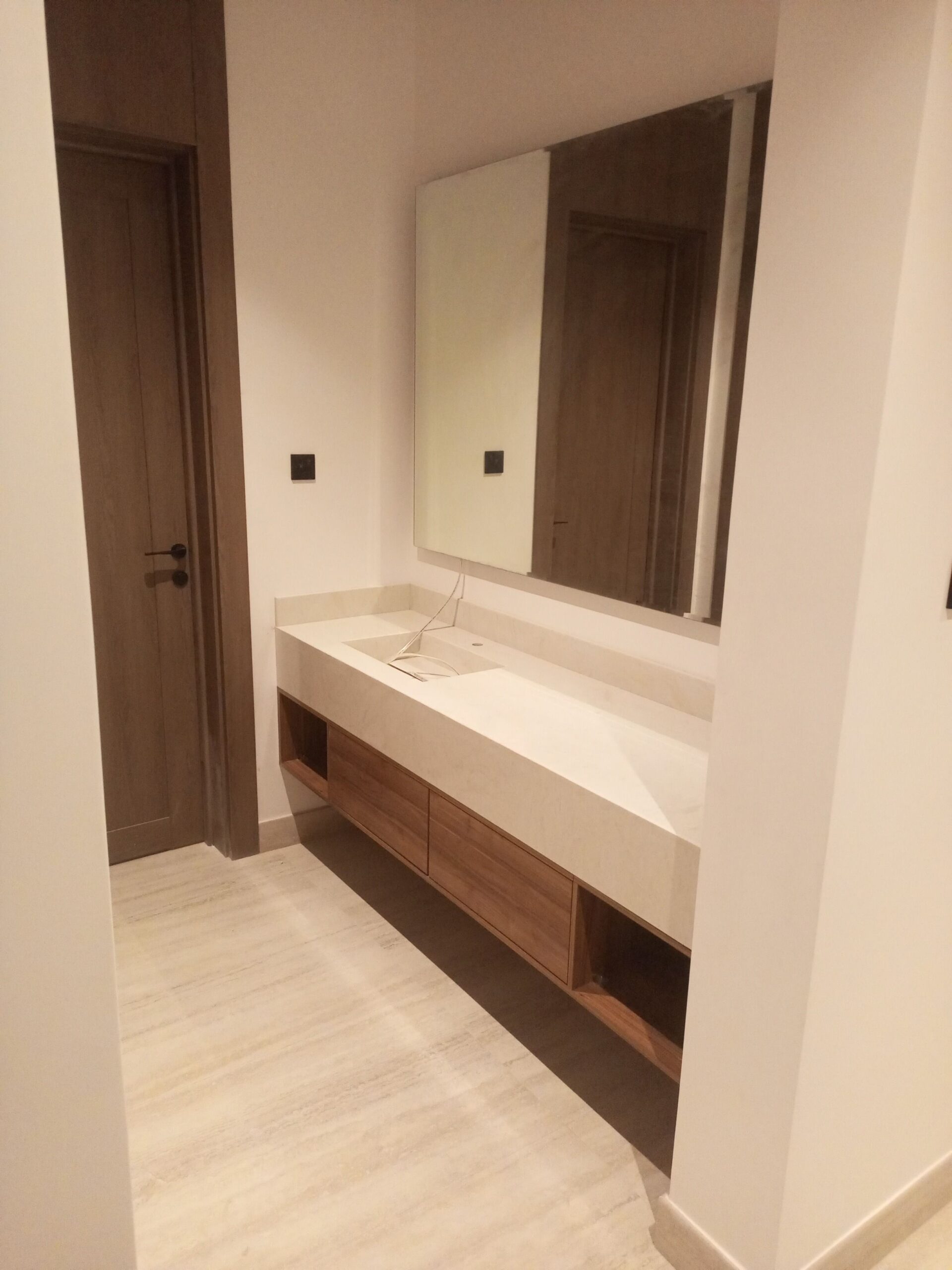 طريق الخرج مغاسل و مطابخ